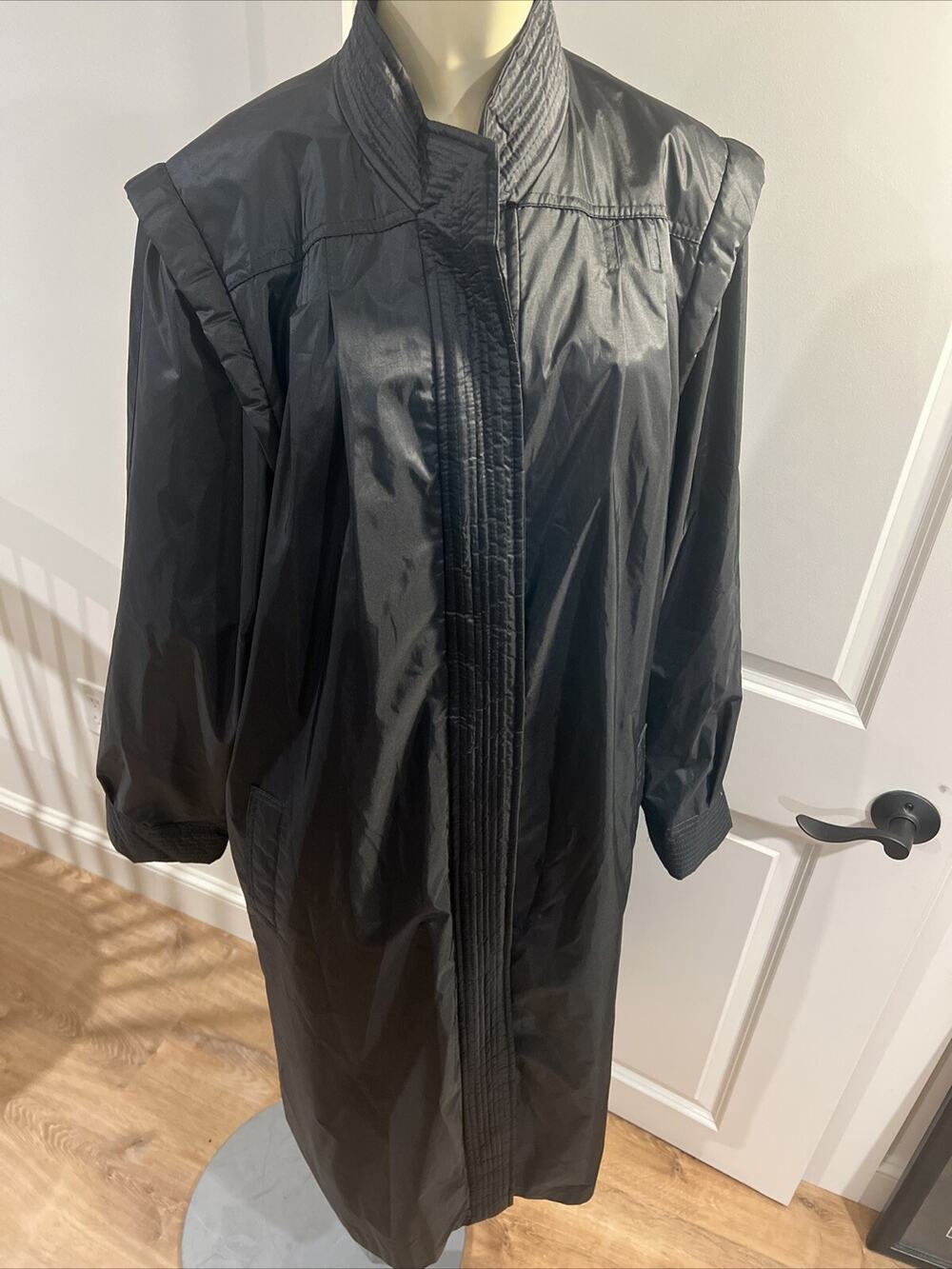 ELCO Womens Raincoat Sz 17/18 Black Button Front Lightweight Long Shoulder Pads
